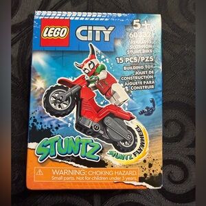 LEGO City Red and Black Scorpion Stunt Bike